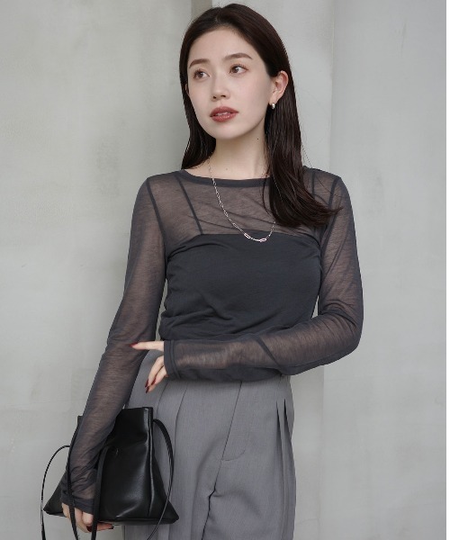 anuans（アニュアンス）の「シアーコンパクトロングTシャツ（Tシャツ/カットソー・レディース・ホワイト/ベージュ/グレー/ネイビー/ブラック/レッド/ミント/サックスブルー・F）」の4枚目の写真