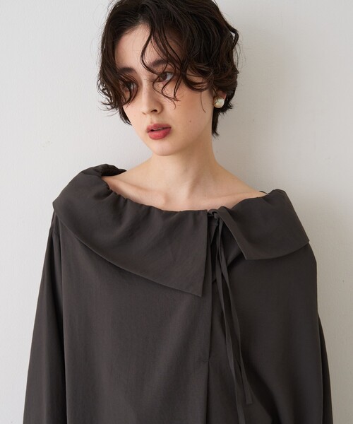 Rouge vif(ルージュヴィフ)の「オーバーカラー変形テントラインブラウス/春服/オフィスカジュアル/手洗い可能(シャツ/ブラウス・レディース・チャコールグレー/サックスブルー・フリー)」の7枚目の写真