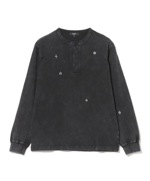 BEAMS HEART(ビームスハート)の「スタッズ エンブレム ロングスリーブ【ユニセックス】(Tシャツ/カットソー・メンズ・ネイビー/ブラック・MEDIUM/LARGE/SMALL)」の15枚目の写真