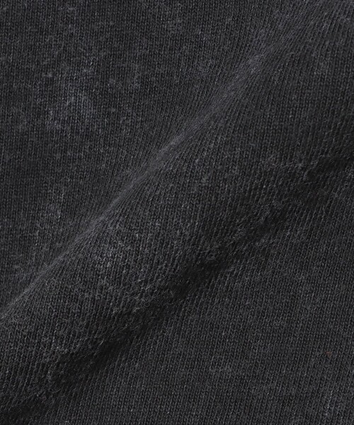 BEAMS HEART(ビームスハート)の「スタッズ エンブレム ロングスリーブ【ユニセックス】(Tシャツ/カットソー・メンズ・ネイビー/ブラック・MEDIUM/LARGE/SMALL)」の17枚目の写真