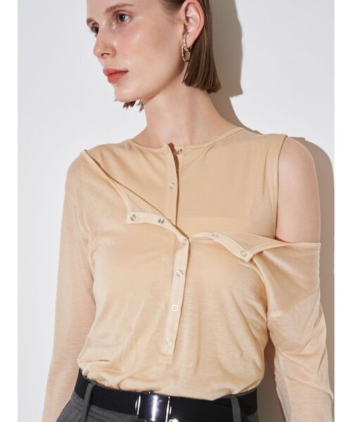 ELENDEEK(エレンディーク)の「ヘンリーネックセットカットソー(Tシャツ/カットソー・レディース・オフホワイト/ベージュ/ラベンダー・FREE)」の2枚目の写真