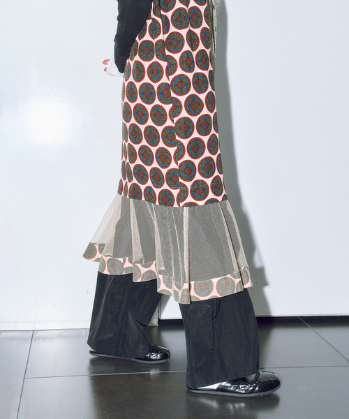 TOGA PULLA（トーガ　プルラ）の「TOGA PULLA INNER PRINT DRESS TZ261-FH963：ワンピース（ワンピース・レディース・ピンク・SMALL）」の3枚目の写真