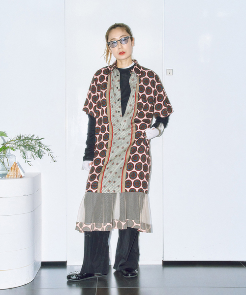 TOGA PULLA（トーガ　プルラ）の「TOGA PULLA INNER PRINT DRESS TZ261-FH963：ワンピース（ワンピース・レディース・ピンク・SMALL）」の4枚目の写真