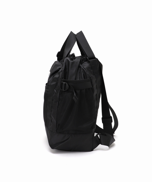 U by SPICK&SPAN（ユーバイスピックアンドスパン）の「【CARIBOU MOUNTAINEERING】 別注L/W PACK TOTE（トートバッグ・レディース・ブラック/チャコールグレー・FREE）」の3枚目の写真