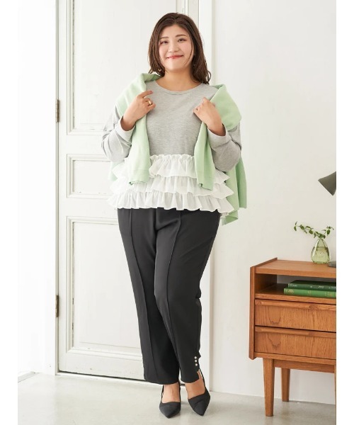 Re-J&SUPURE(リジェイアンドスプル)の「【大きいサイズ】【Sasaki Mikiコラボ】裾スリットパールテーパードパンツ(スラックス・レディース・ブラック/オフホワイト・XXXX-LARGE/XXX-LARGE/XX-LARGE)」の17枚目の写真