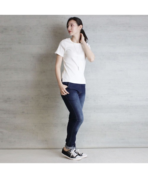 aity(アイティ)の「M-4L コンパクトコットンリブT(Tシャツ/カットソー・レディース・ブラック/ベージュ/オフホワイト・4L/3L/LL/L/M)」の7枚目の写真