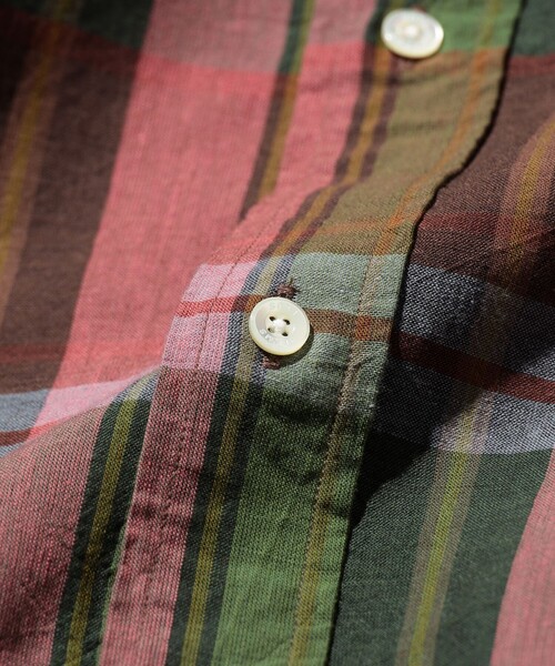 BEAMS PLUS（ビームスプラス）の「B.D. Classic-fit Madras（シャツ/ブラウス・メンズ・ブラウン/グリーン/ブルー・MEDIUM/LARGE/SMALL/X-LARGE）」の10枚目の写真