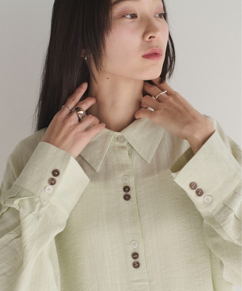 SOYEN(ソイエン)の「2WAYトリプルボタンカシュクールシアーシャツ アシンメトリー(シャツ/ブラウス・レディース・ホワイト/ミント・F)」の11枚目の写真