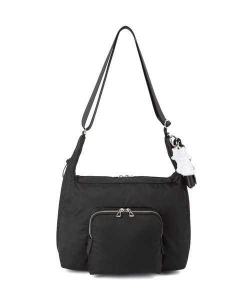 ace.(エース)の「ショルダーバッグ フィカス 11L ace.×HAyU 19103(ショルダーバッグ・レディース・ブラック/ライトグレー/チャコール・FREE)」の11枚目の写真