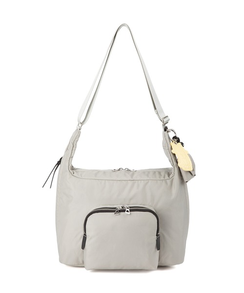ace.(エース)の「ショルダーバッグ フィカス 11L ace.×HAyU 19103(ショルダーバッグ・レディース・ブラック/ライトグレー/チャコール・FREE)」の13枚目の写真