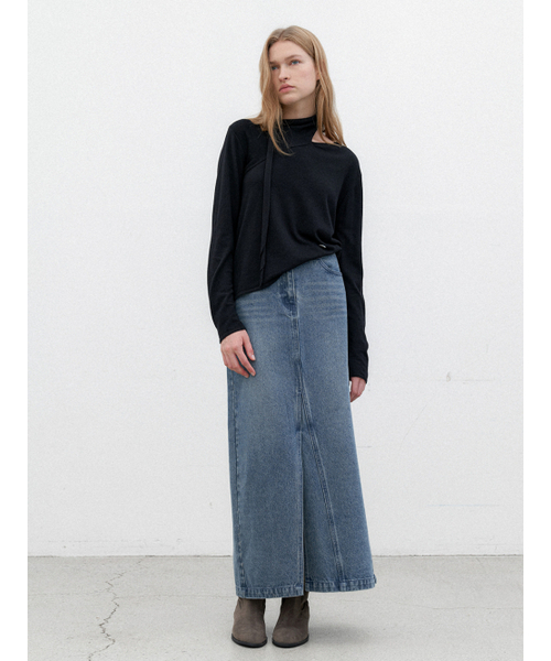 ATELIER NAIN(アトリエナイン)の「SLIT POINT DENIM MAXI SKIRT(SK-5040)(スカート・レディース・ブラック/ダークブルー・SMALL/MEDIUM)」の3枚目の写真