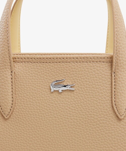 LACOSTE(ラコステ)の「アンナ バーチカルトートバッグ / ショルダーバッグ 2WAY(トートバッグ・レディース・ベージュ・FREE)」の6枚目の写真