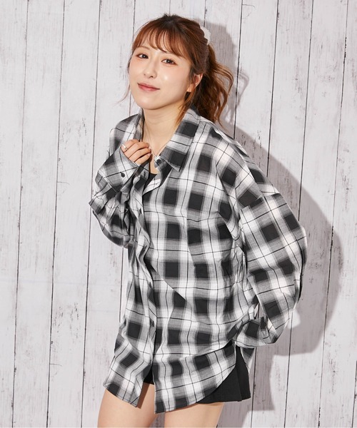 GORGE(ゴージ)の「《インナー付き・綿シアーチェック》シャツ/カジュアル×ナチュラル/春夏秋/全4色(シャツ/ブラウス・レディース・ベージュ/ブラウン/オフホワイト/ブラック・F)」の14枚目の写真
