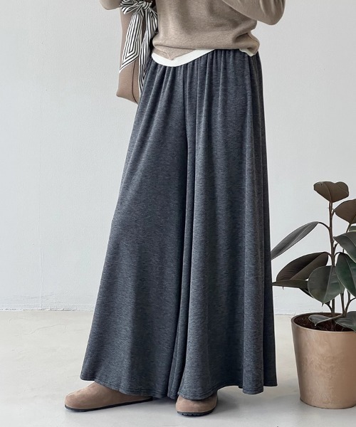 SallyLunn（サリーラン）の「リラックスドレープワイドパンツ（その他パンツ・レディース・ベージュ/ダークグレー/ブラウン・MEDIUM/LARGE/FREE）」の8枚目の写真