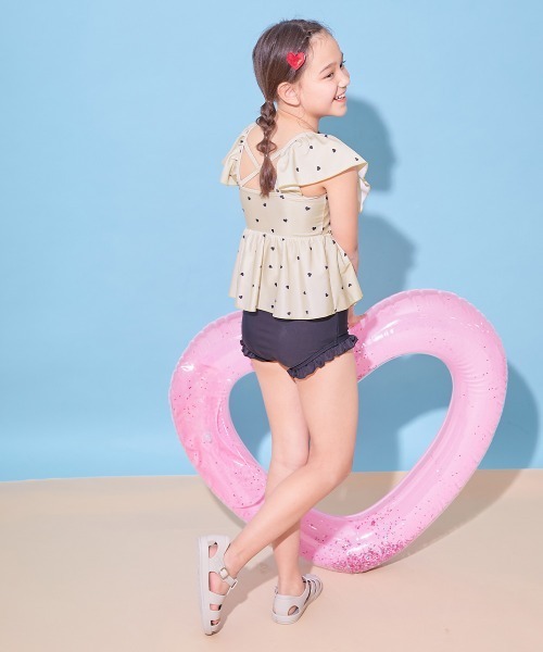 devirock（デビロック）の「えらべるデザイン ボリュームフリル UVカット セパレート水着（水着・キッズ・グリーン系その他/ブルー系その他/ブラック系その他/レッド系その他/パープル系その他2/パープル系その他/ホワイト系その他/ブルー系その他2/イエロー系その他・150cm/140cm/130cm/120cm/110cm/100cm）」の17枚目の写真