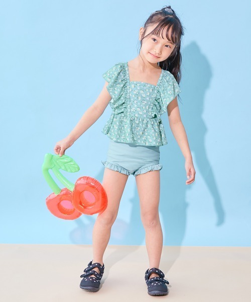 devirock（デビロック）の「えらべるデザイン ボリュームフリル UVカット セパレート水着（水着・キッズ・グリーン系その他/ブルー系その他/ブラック系その他/レッド系その他/パープル系その他2/パープル系その他/ホワイト系その他/ブルー系その他2/イエロー系その他・150cm/140cm/130cm/120cm/110cm/100cm）」の12枚目の写真