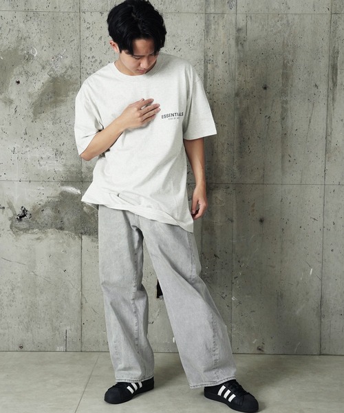 FOG ESSENTIALS（エフオージーエッセンシャルズ）の「"08"≪FOG ESSENTIALS≫ワンポイント ロゴ ヘビーウェイト Tシャツ（Tシャツ/カットソー・メンズ・オートミール・M/L/XL）」の2枚目の写真