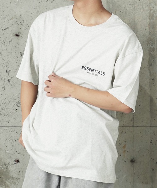 FOG ESSENTIALS（エフオージーエッセンシャルズ）の「"08"≪FOG ESSENTIALS≫ワンポイント ロゴ ヘビーウェイト Tシャツ（Tシャツ/カットソー・メンズ・オートミール・M/L/XL）」の13枚目の写真