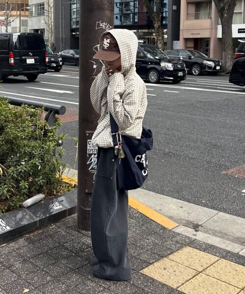 CIAOPANIC TYPY（チャオパニックティピー）の「【UNISEX】撥水機能付きキャンバスショルダーバッグ（ショルダーバッグ・レディース・ベージュ/ネイビー/オレンジ/アイボリー・ONE SIZE）」の12枚目の写真