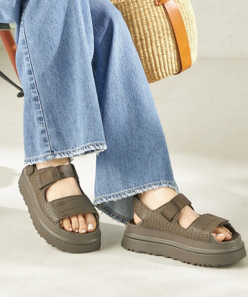未使用！UGG × Tevaコレクション　ムートンサンダル　25ｃｍ　カーキ UGG:GOLDENGLOW EMBOSSED（サンダル）｜UGG（アグ）のファッション通販