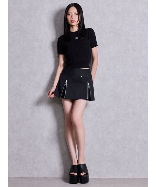 GYDA(ジェイダ)の「Symmetry GYDAケーブルニットトップス(Tシャツ/カットソー・レディース・オフホワイト/ブラック・FREE)」の11枚目の写真