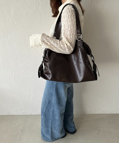 apres jour clair】ビックフェイクレザーバッグ（ボストンバッグ