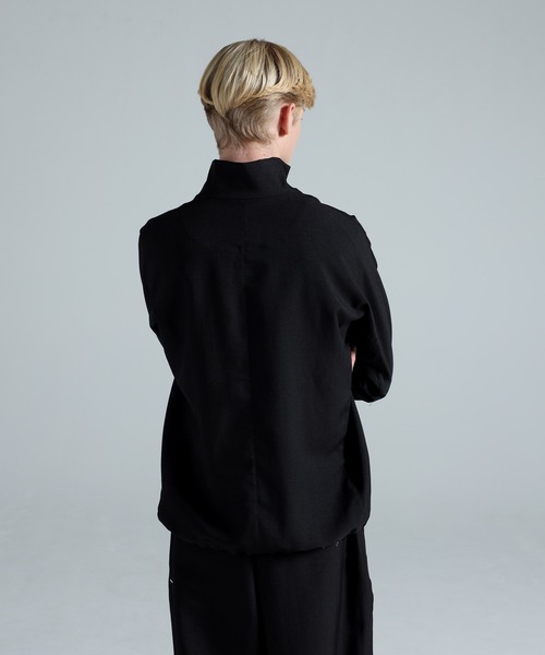 Y-3（ワイスリー）の「Y-3 MERCEDES - AMG PETRONAS FORMULA 1 TEAM TRACK JACKET（ジャージ・メンズ・ブラック・XX-SMALL/X-SMALL/SMALL/MEDIUM/LARGE/X-LARGE）」の4枚目の写真