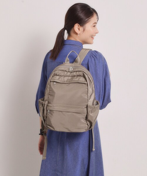 ITS'DEMO（イッツデモ）の「【6ポケット】裏地ストライプリュック（バックパック/リュック・レディース・ナチュラル/チャコールグレー/ブラック・00）」の8枚目の写真