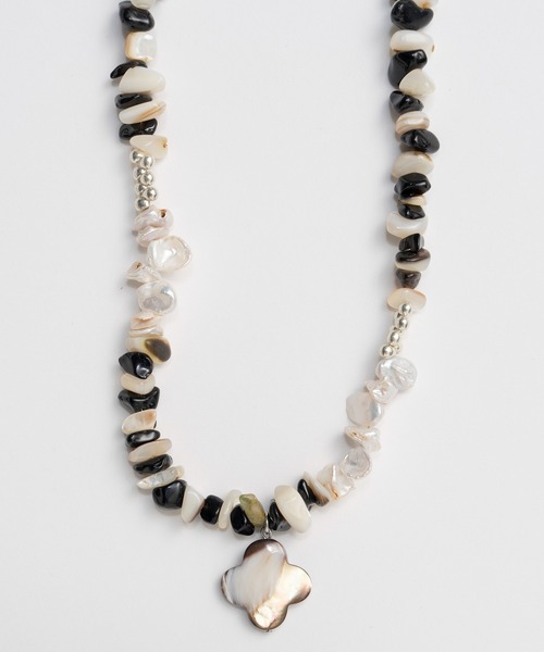 MAISON SPECIAL（メゾンスペシャル）の「【2026SUMMER PRE-ORDER】Mix Pearl Stone Necklace/ミックスパールストーンネックレス（ネックレス・レディース・ピンク/ブラック・FREE）」の7枚目の写真