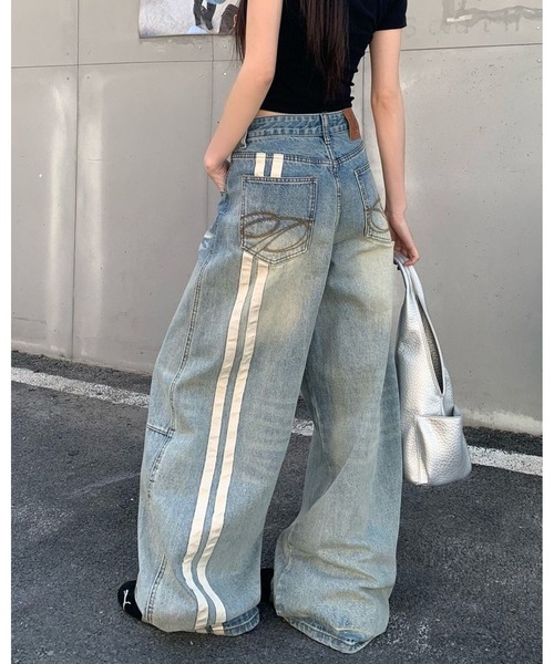inst.ALL(インストール)の「バックラインデザインデニムワイドパンツ(デニムパンツ・レディース・ブルー・S/M/L)」の3枚目の写真