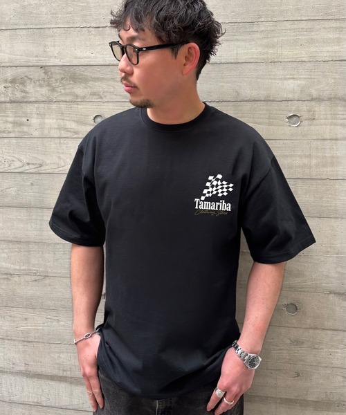 SIDEWAY STANCE（サイドウェイスタンス）の「【SIDEWAY STANCE × tamariba】プリント 半袖Tシャツ（Tシャツ/カットソー・メンズ・ホワイト系2/ホワイト/ブラック/ブラック系2/ホワイト系3/ブラック系/ホワイト系1/ホワイト系/ブラック系3/ブラック系1/ホワイト系4/ブラック系4・SMALL/MEDIUM/LARGE）」の21枚目の写真
