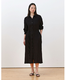 MUARMUS（ムアルムス）の「Mie Pleated Belted Dress [Black]（ワンピース）」