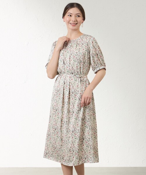 amaca(アマカ)の「【LIBERTY】MEGUMI ワンピース(ワンピース・レディース・ベージュ/ダークネイビー・40/38)」の1枚目の写真