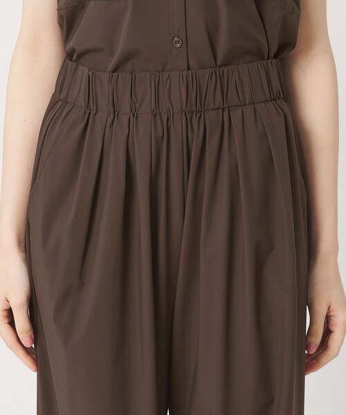 BEAUTY&YOUTH UNITED ARROWS（ビューティーアンドユースユナイテッドアローズ）の「【WEB限定 Wardrobe DAILY MINIMAL】オープンカラーシャツ＆イージーパンツ 接触冷感 UVカット はっ水（ワンピース・レディース・ブラック/ダークブラウン/ベージュ・M/S）」の15枚目の写真
