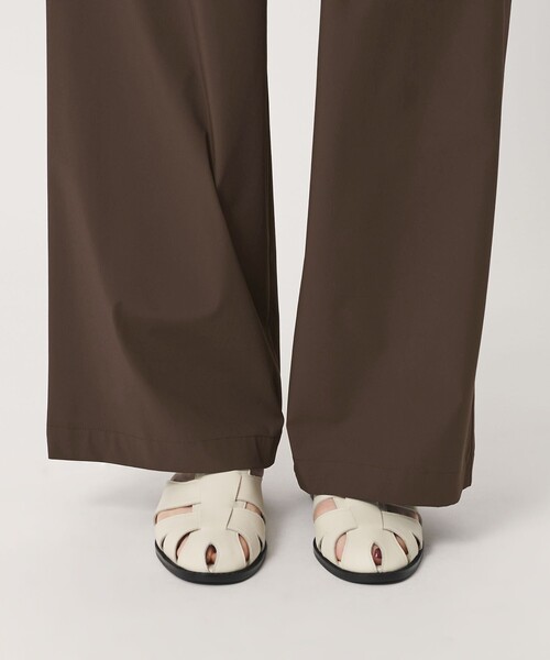 BEAUTY&YOUTH UNITED ARROWS（ビューティーアンドユースユナイテッドアローズ）の「【WEB限定 Wardrobe DAILY MINIMAL】オープンカラーシャツ＆イージーパンツ 接触冷感 UVカット はっ水（ワンピース・レディース・ブラック/ダークブラウン/ベージュ・M/S）」の18枚目の写真