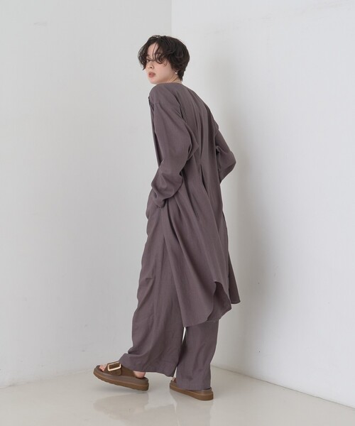 Rouge vif(ルージュヴィフ)の「【セットアップ対応】リネンロングトッパー/シャツ/カーディガン/羽織(シャツ/ブラウス・レディース・ホワイト/チャコールグレー・フリー)」の12枚目の写真