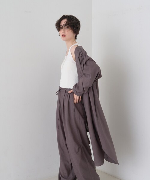 Rouge vif(ルージュヴィフ)の「【セットアップ対応】リネンロングトッパー/シャツ/カーディガン/羽織(シャツ/ブラウス・レディース・ホワイト/チャコールグレー・フリー)」の20枚目の写真