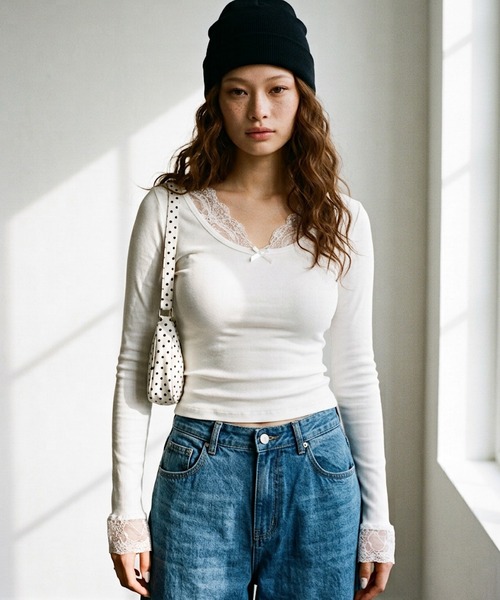 ROGER AND RAW（ロジャーアンドロウ）の「[カップ付き] レース切替 リブ長袖トップス（Tシャツ/カットソー・レディース・ホワイト/グレー/ブラック・FREE）」の10枚目の写真