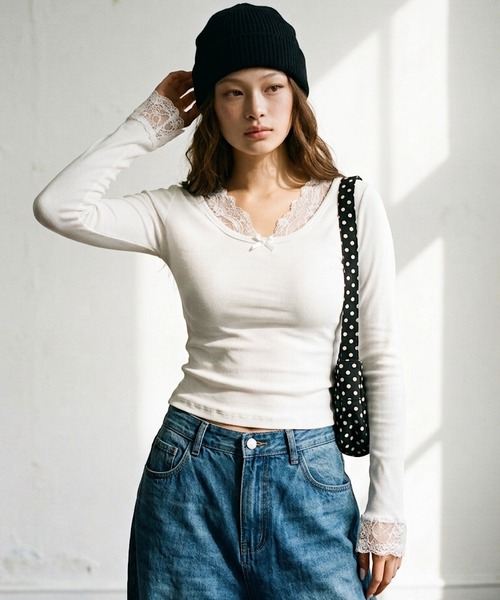 ROGER AND RAW（ロジャーアンドロウ）の「[カップ付き] レース切替 リブ長袖トップス（Tシャツ/カットソー・レディース・ホワイト/グレー/ブラック・FREE）」の11枚目の写真