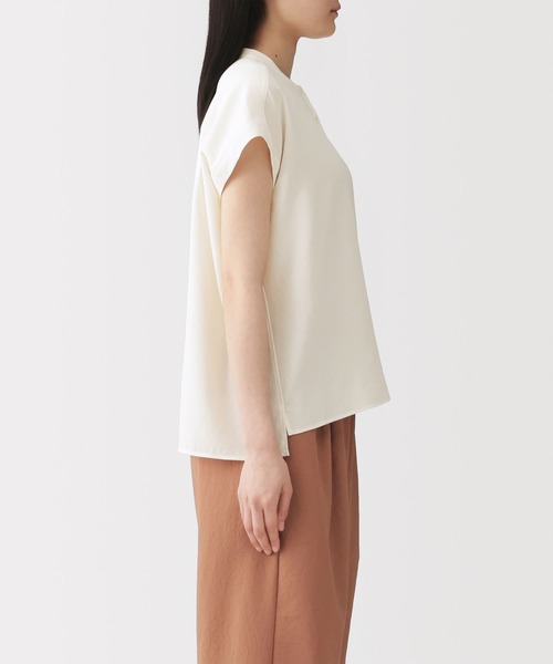 無印良品(ムジルシリョウヒン)の「<循環>婦人 風を通す フレンチスリーブブラウス(シャツ/ブラウス・レディース・オフホワイト/グレー/ライトオレンジ系/ブラック・XL/L/M/S)」の5枚目の写真