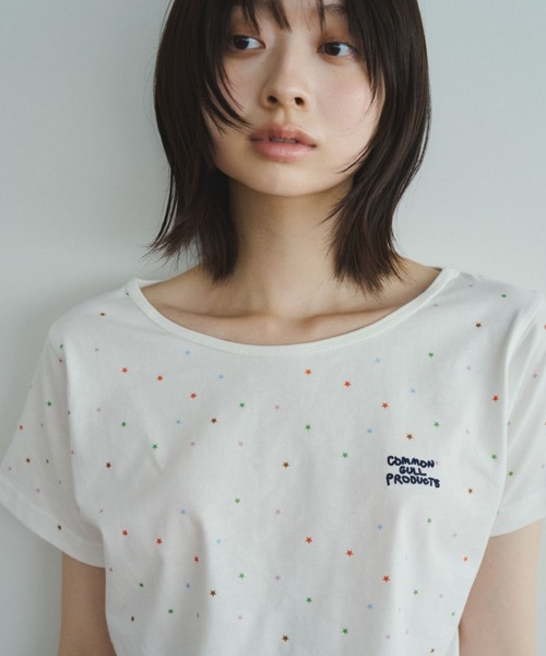 common gull products.(コモンガルプロダクツ)の「太陽の雨のTシャツ(Tシャツ/カットソー・レディース・サックスブルー/ホワイト系/ブラウン系/ピンク/パープル系/イエロー系/ミント・MEDIUM/SMALL/LARGE)」の19枚目の写真