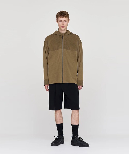 CFCL(シーエフシーエル)の「【CFCL】TC MILAN HOODIE JACKET(パーカー・メンズ・ブラック・5/3/1)」の5枚目の写真