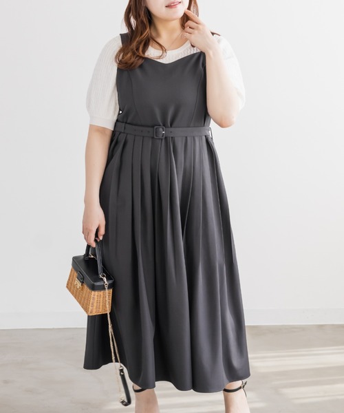CLETTE(クレット)の「CLETTEオリジナルベルト付きプリーツジャンスカワンピース(ワンピース・レディース・チャコールグレー/ワイン/グレイッシュベージュ・LL/4L/3L)」の4枚目の写真