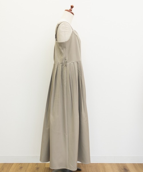 CLETTE(クレット)の「CLETTEオリジナルベルト付きプリーツジャンスカワンピース(ワンピース・レディース・チャコールグレー/ワイン/グレイッシュベージュ・LL/4L/3L)」の15枚目の写真