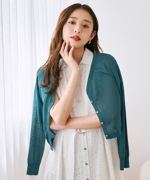 MISCH MASCH(ミッシュマッシュ)の「2026春夏新作 ラメシアーVネッククロップドカーディガン(カーディガン/ボレロ・レディース・ホワイト/グリーン/ブラック/グレー・フリ-)」の4枚目の写真