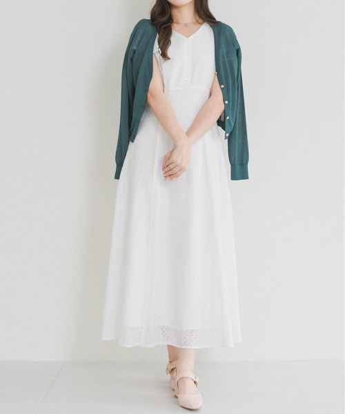 MISCH MASCH(ミッシュマッシュ)の「2026春夏新作 ラメシアーVネッククロップドカーディガン(カーディガン/ボレロ・レディース・ホワイト/グリーン/ブラック/グレー・フリ-)」の15枚目の写真