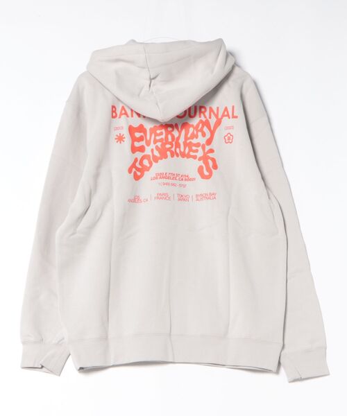BANKS（バンクス）の「HOODIE/BANKS JOURNAL(バンクスジャーナル)  バックプリント プルオーバーパーカー ロゴパーカー オーバーサイズ リラックスフィット（パーカー・メンズ・ライトグレー・X-LARGE）」の2枚目の写真