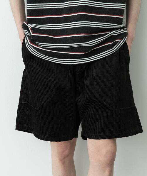 URBAN RESEARCH Sonny Label(アーバンリサーチサニーレーベル)の「コーデュロイイージーバギーショートパンツ(その他パンツ・メンズ・ピンク/グリーン/ブラウン/オフホワイト/ブラック・LARGE/MEDIUM)」の3枚目の写真