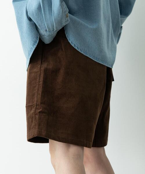 URBAN RESEARCH Sonny Label(アーバンリサーチサニーレーベル)の「コーデュロイイージーバギーショートパンツ(その他パンツ・メンズ・ピンク/グリーン/ブラウン/オフホワイト/ブラック・LARGE/MEDIUM)」の19枚目の写真