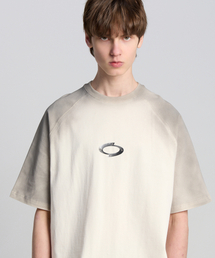ショルダーペインティングロゴ半袖Tシャツアイボリー